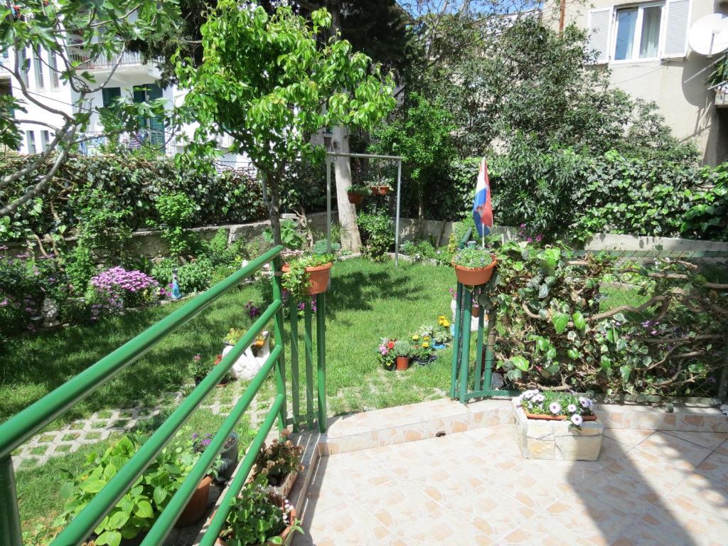 Guesthouse Vrlic Spalato Esterno foto