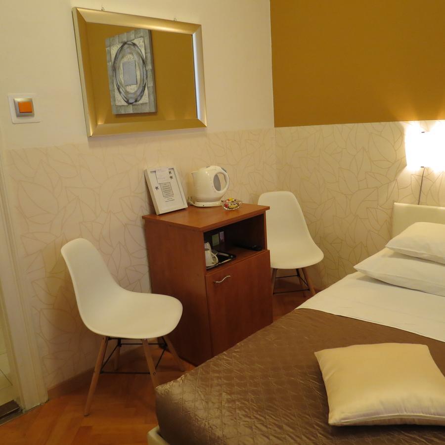 Guesthouse Vrlic Spalato Esterno foto